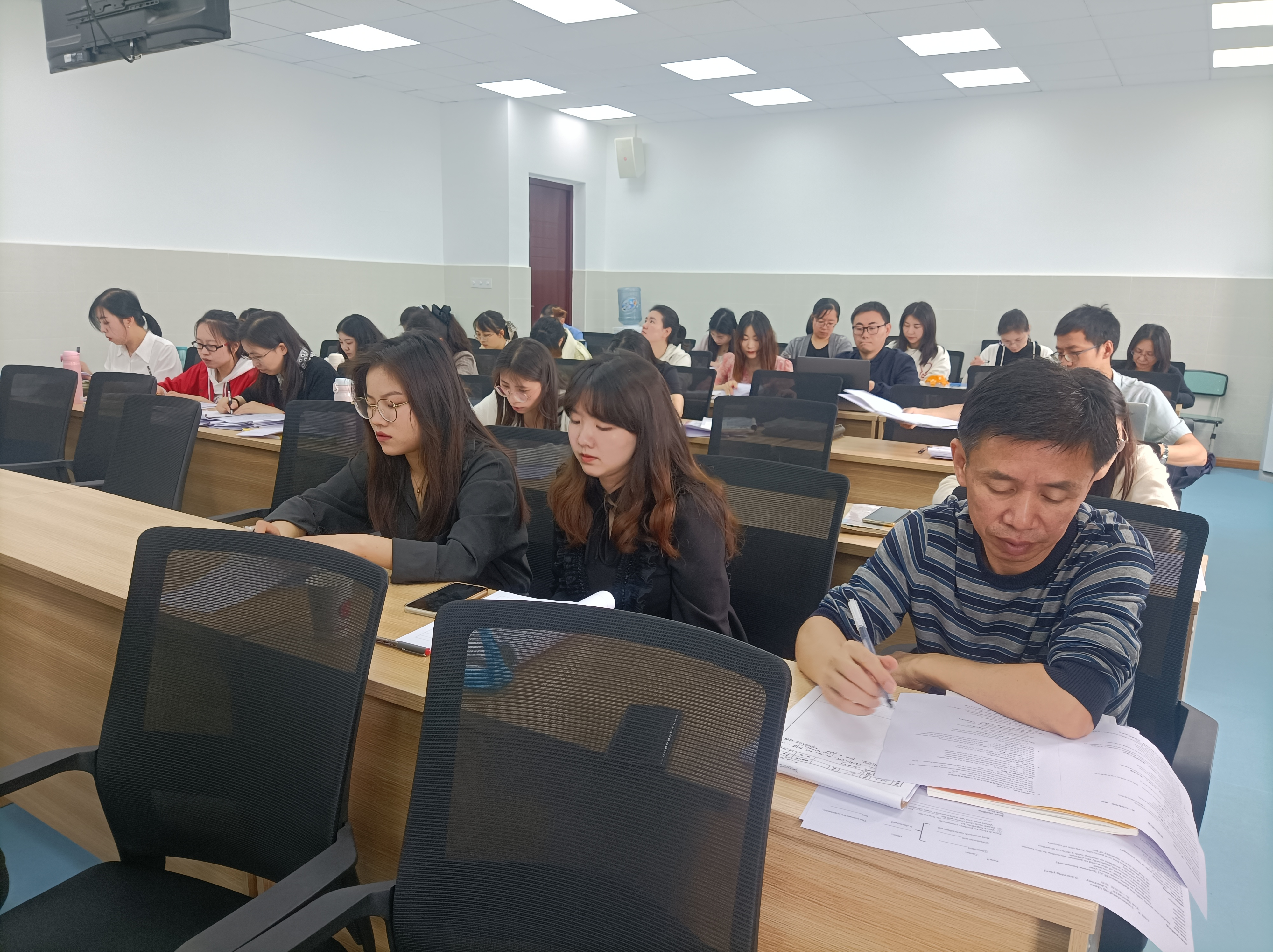 33-英语组.jpg