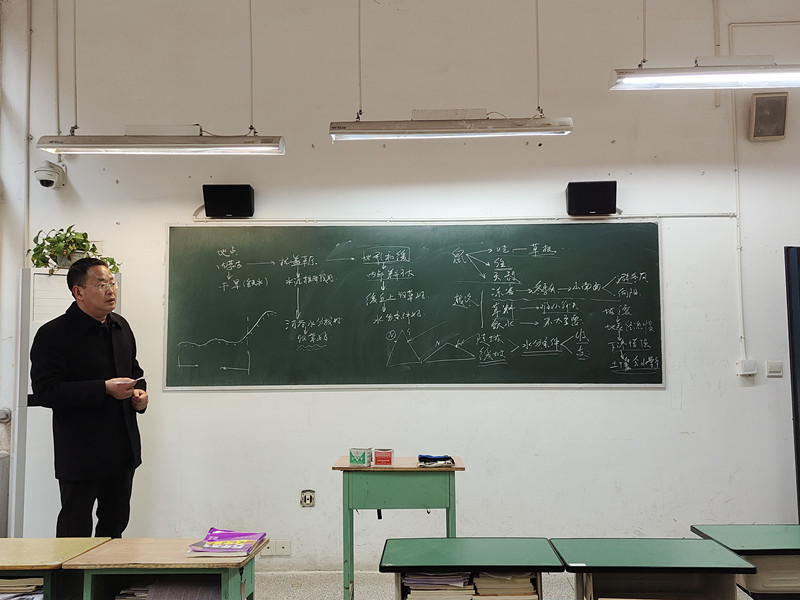 6游校点评.jpg