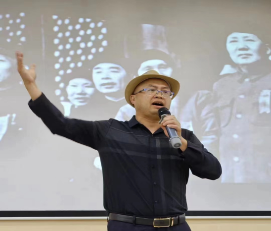 唐勇老师在民盟内江市委组织的演讲比赛中荣获一等奖310.png
